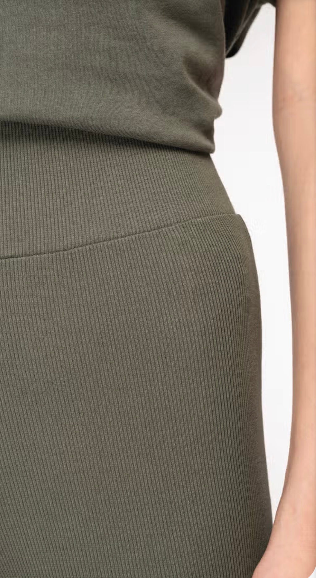 Ladie's rib shorts